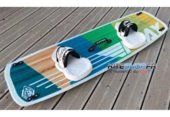 PLANCHE DE KITESURF WANNA PLAY -Foilflight Surf Boutique planche de kitesurf wanna play 2