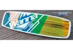 PLANCHE DE KITESURF WANNA PLAY -Foilflight Surf Boutique planche de kitesurf wanna play 5